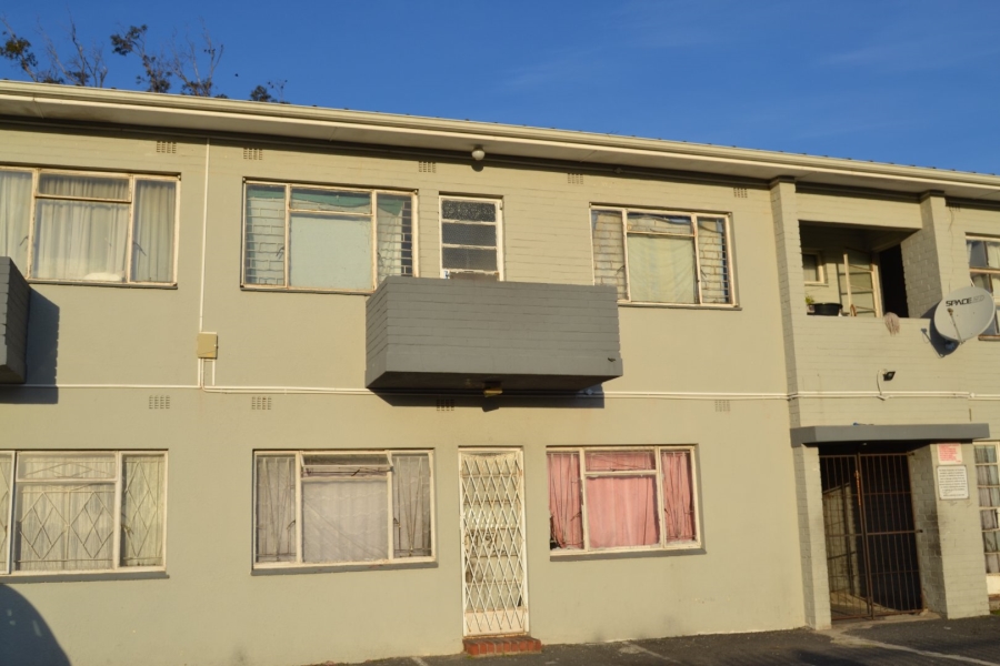 2 Bedroom Property for Sale in Oakdene Western Cape